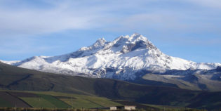 Mount Carihuairazo, Chimborazo. Andes. Ecuador