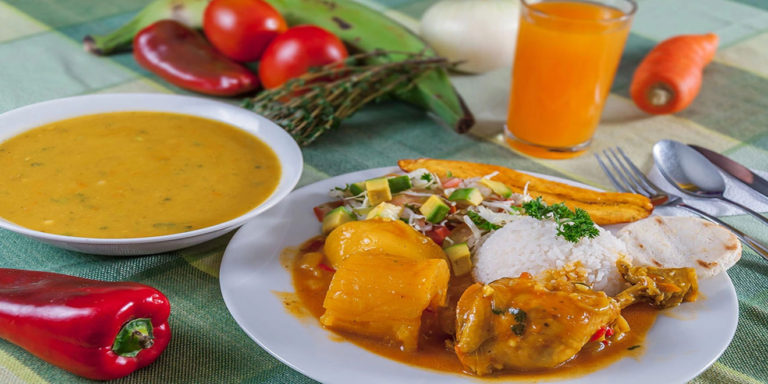 Ecuador lunch meal: Soup, entry & juice