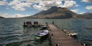 San Pablo Lake, Imbabura. Andes. Ecuador
